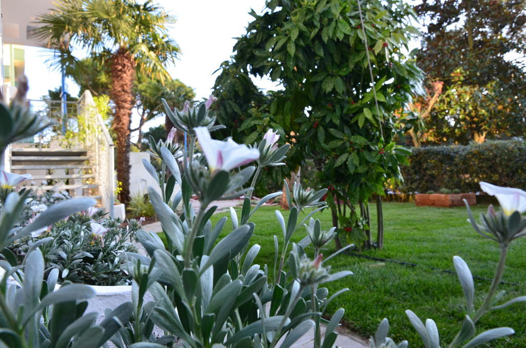Hotel Mirage Milano Marittima Luaran gambar