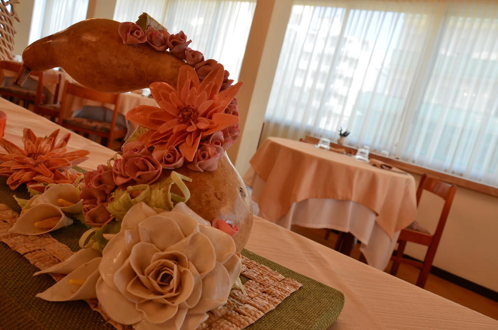 Hotel Mirage Milano Marittima Luaran gambar