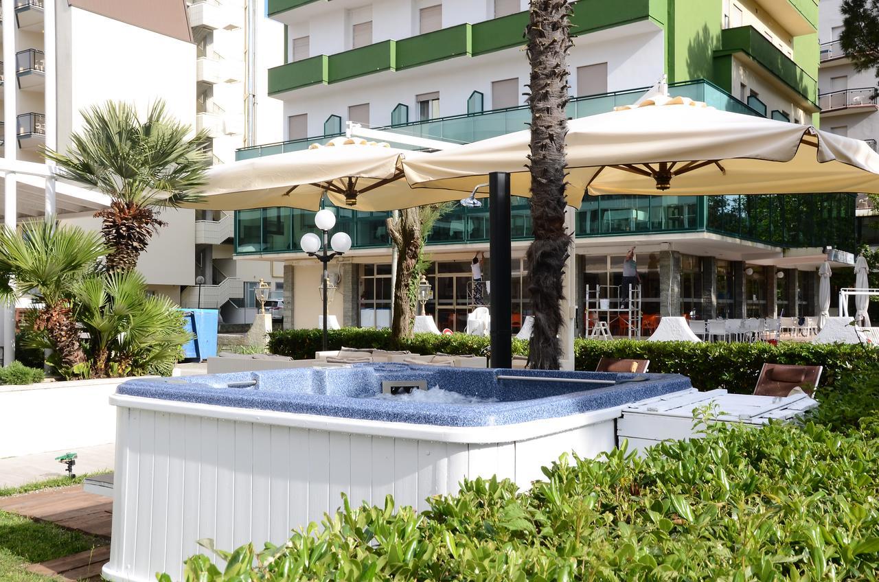 Hotel Mirage Milano Marittima Luaran gambar