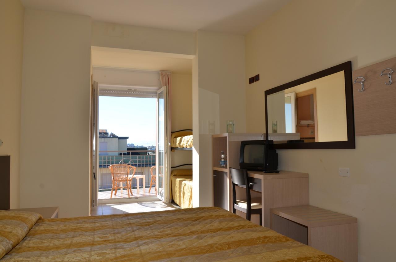 Hotel Mirage Milano Marittima Luaran gambar